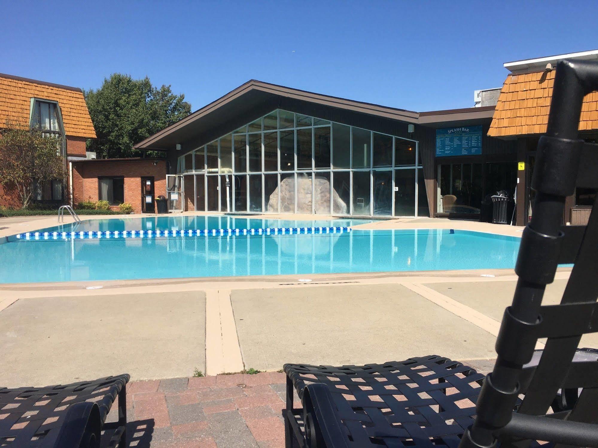 סנט צ'ארלס Pheasant Run Resort מראה חיצוני תמונה